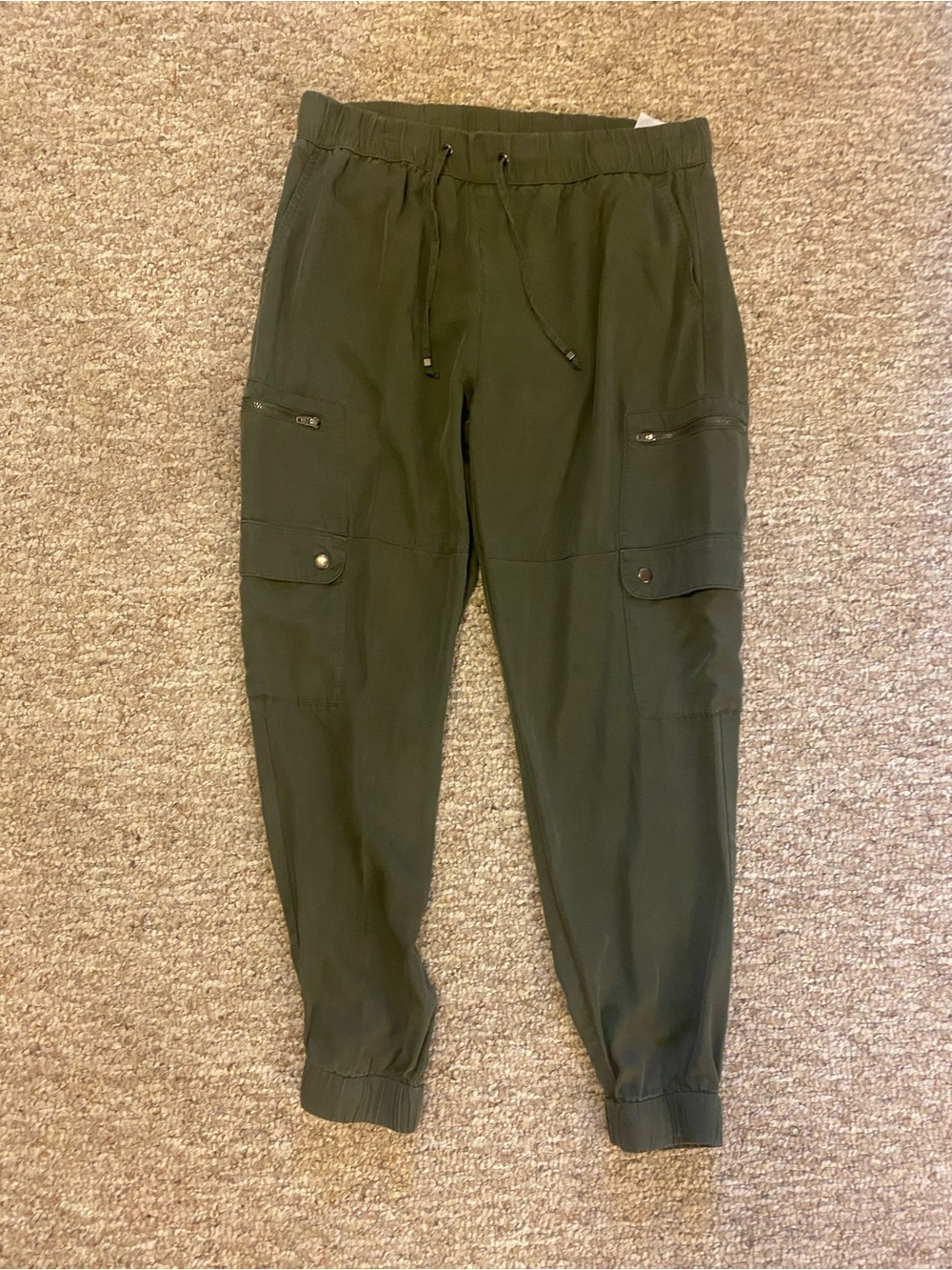 BANANA REPUBLIC FACTORY TENCEL™ CARGO JOGGER | Olive